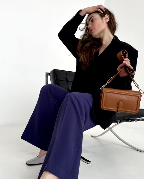 Кожаная женская сумка VEZZE C00948