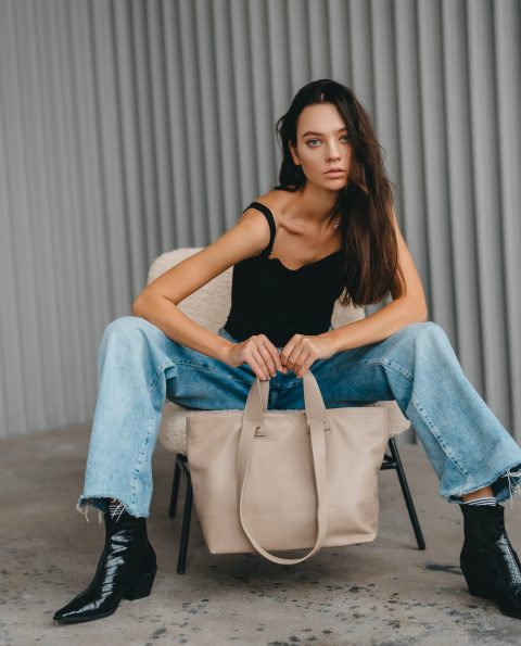 Кожаная женская сумка VEZZE C001057