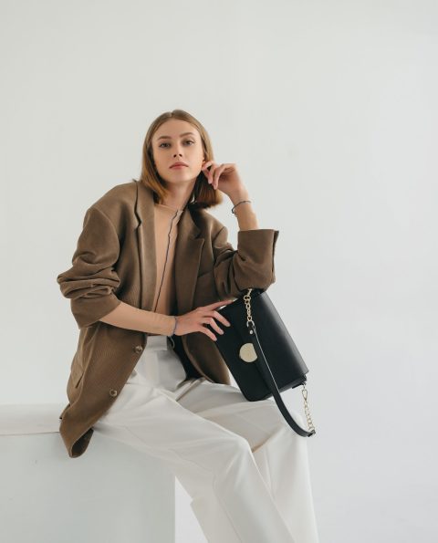 Кожаная женская сумка VEZZE C00972