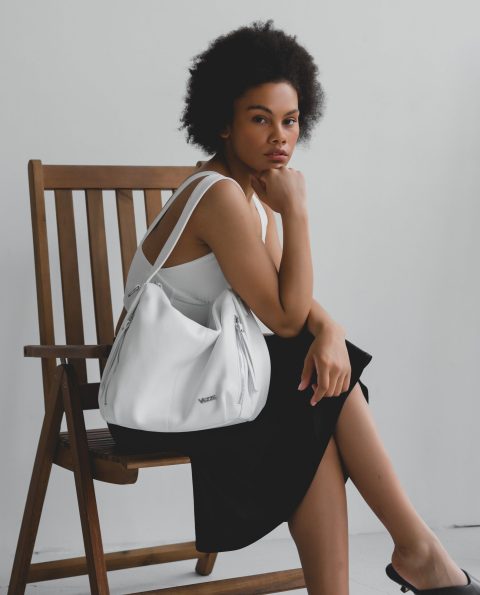 Кожаная женская сумка VEZZE C001015