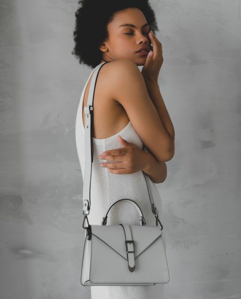 Кожаная женская сумка VEZZE C001010