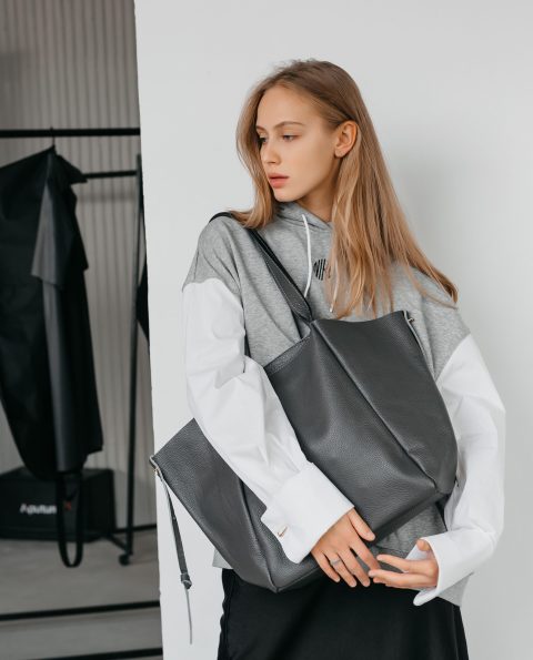 Кожаная женская сумка VEZZE C001067