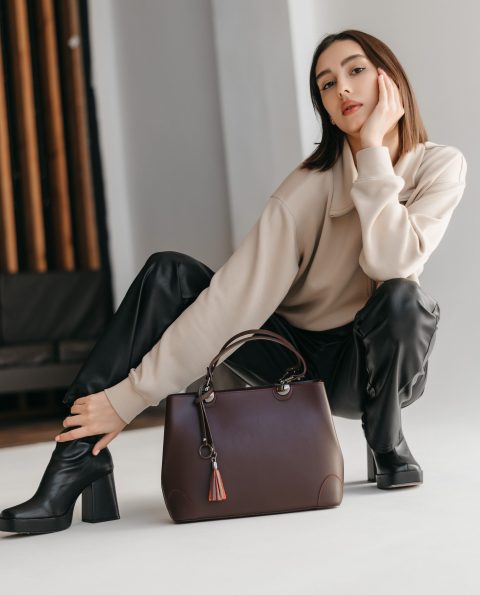 Кожаная женская сумка VEZZE C00846