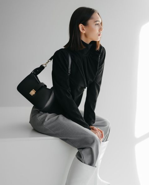 Кожаная женская сумка VEZZE C0018N