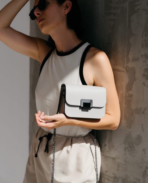 Кожаная женская сумка VEZZE C0038N