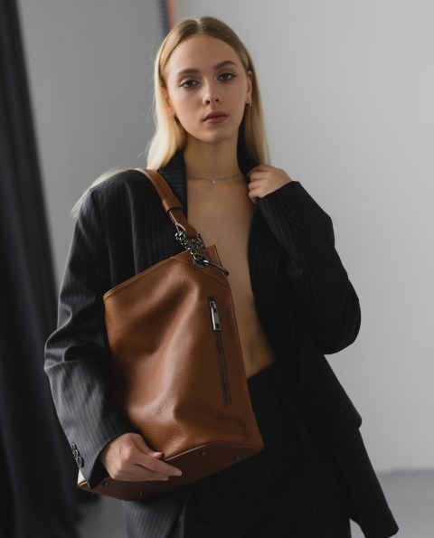 Кожаная женская сумка VEZZE C00101N