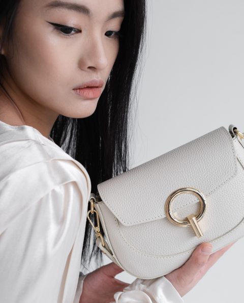 Кожаная женская сумка VEZZE C00163N