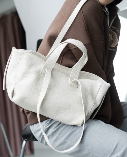 Кожаная женская сумка VEZZE C00249N