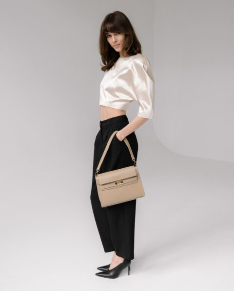 Кожаная женская сумка VEZZE C00505N