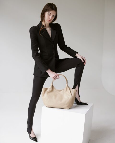 Кожаная женская сумка VEZZE C0039N